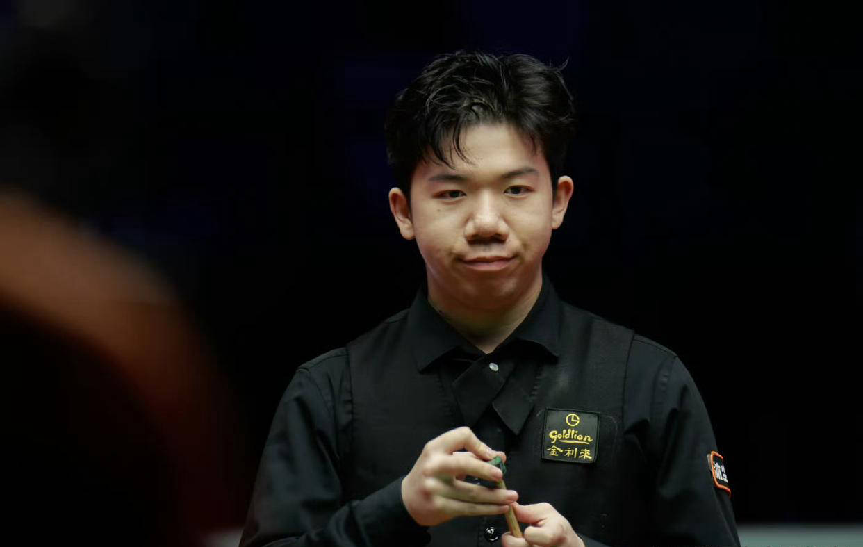 不断完善自 不断完善自